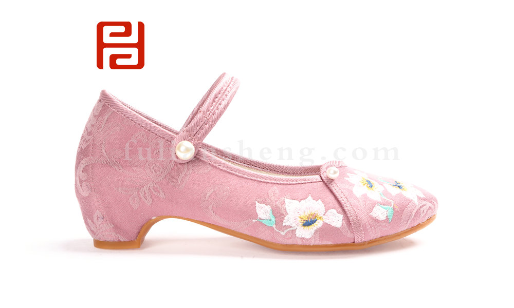 國潮有福 福連升2020春時尚中跟民族風繡花女單鞋圖片