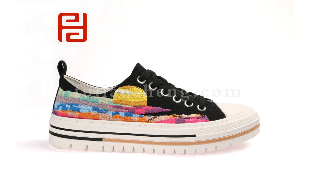 福連升男士刺繡印象派插畫系帶水洗帆布鞋板鞋老北京布鞋圖片