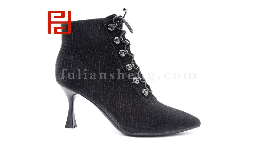 福連升休閑鞋女鞋高跟小短靴百搭尖頭時裝細跟保暖秋冬圖片